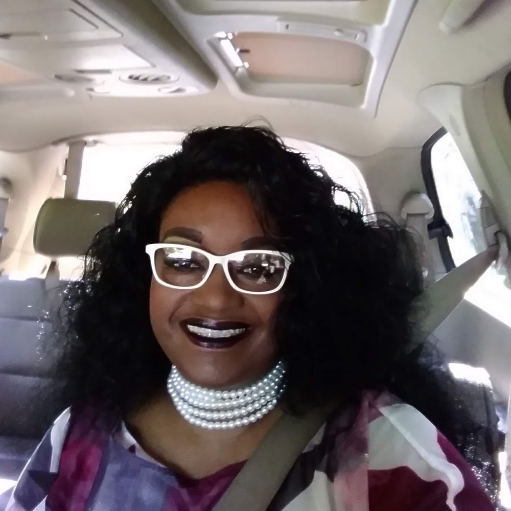 Meet your Posher, Katyna